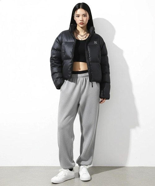 MLB Korea(エムエルビーコリア)の「【MLB KOREA/エムエルビーコリア】Cropped Curve Padding Down JKT/ クロップド カーブ パディング ダウンジャケット(ダウンジャケット/コート・レディース・ブラック/ラベンダー/ブラウン・S/M)」の4枚目の写真