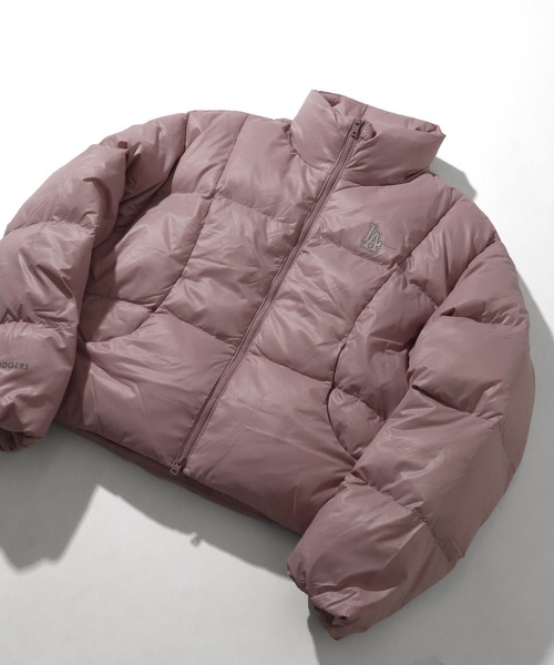 MLB Korea(エムエルビーコリア)の「【MLB KOREA/エムエルビーコリア】Cropped Curve Padding Down JKT/ クロップド カーブ パディング ダウンジャケット(ダウンジャケット/コート・レディース・ブラック/ラベンダー/ブラウン・S/M)」の16枚目の写真