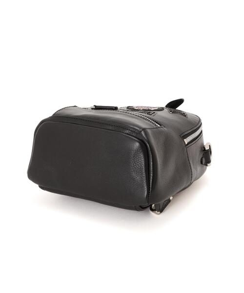 AVIREX(アヴィレックス)の「《直営店限定》VARSITY LEATHER MINI BACKPACK(バックパック/リュック・レディース・ブラック/レッド・F)」の20枚目の写真