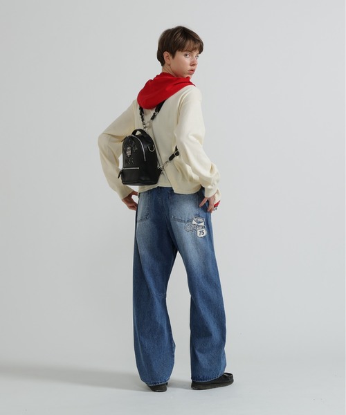 AVIREX（アヴィレックス）の「《直営店限定》VARSITY LEATHER MINI BACKPACK（バックパック/リュック・レディース・ブラック/レッド・F）」の4枚目の写真