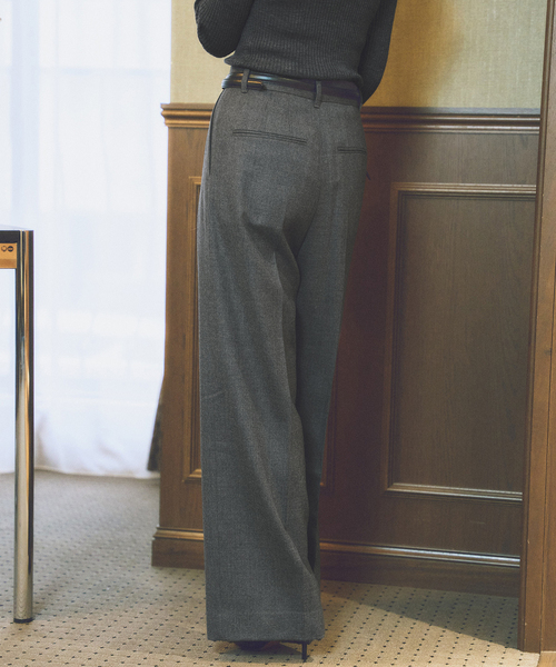 plage(プラージュ)の「toulou wide slax パンツ(スラックス・レディース・チャコールグレー/キャメル・38/34)」の9枚目の写真