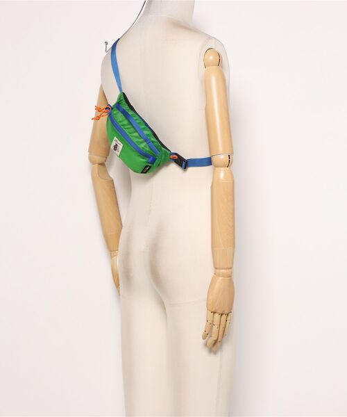 COBMASTER(コブマスター)の「【COBMASTER / コブマスター】BLOOM WAIST BAG(ボディバッグ/ウエストポーチ・レディース・ブルー/グリーン/ピンク・FREE)」の4枚目の写真