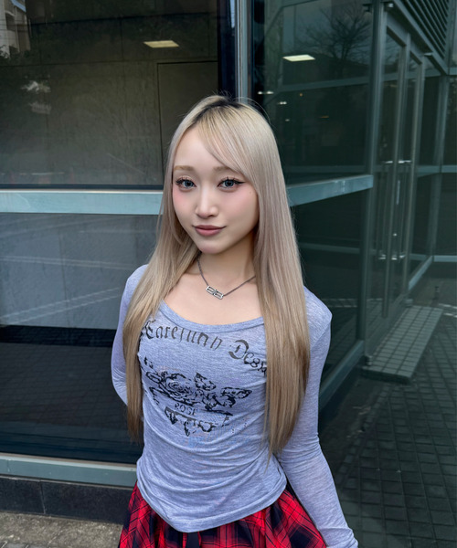 DAESE TOKYO(デセトウキョウ)の「『DAESE TOKYO/デセトウキョウ』ローズデザイントップ(Tシャツ/カットソー・レディース・グレー/ホワイト・S/M/L)」の1枚目の写真
