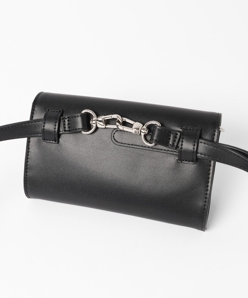 LOWRYS FARM（ローリーズファーム）の「フェイクレザー２ＷＡＹウエストポーチ　640622（ボディバッグ/ウエストポーチ・レディース・ブラウン/ブラック・FREE）」の6枚目の写真