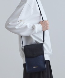 tk.TAKEO KIKUCHI（ティーケータケオキクチ）の「フラップスクエアミニョルダー（ショルダーバッグ）」