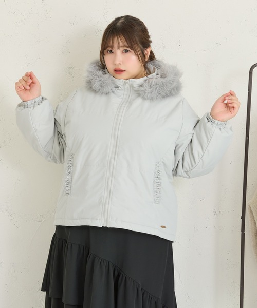 Louiosy(ルオシー)の「【大きいサイズ】チャーム付き取り外しフードファー中綿ジャケット(ダウンジャケット/コート・レディース・アイボリー/ライトブルー・LL/3L/4L)」の13枚目の写真