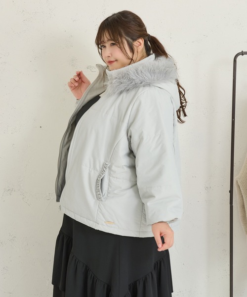 Louiosy(ルオシー)の「【大きいサイズ】チャーム付き取り外しフードファー中綿ジャケット(ダウンジャケット/コート・レディース・アイボリー/ライトブルー・LL/3L/4L)」の15枚目の写真