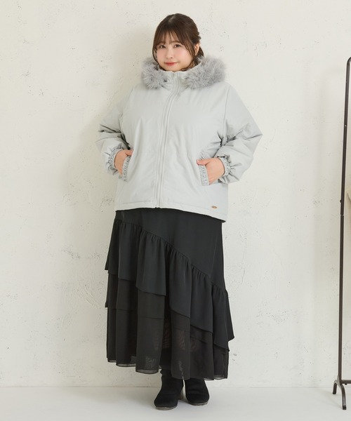 Louiosy(ルオシー)の「【大きいサイズ】チャーム付き取り外しフードファー中綿ジャケット(ダウンジャケット/コート・レディース・アイボリー/ライトブルー・LL/3L/4L)」の16枚目の写真