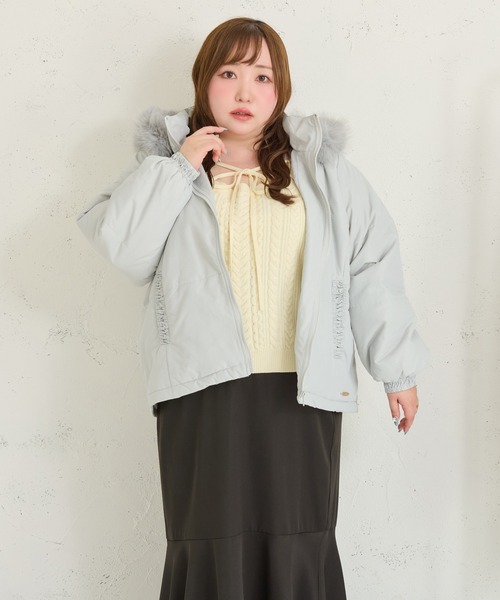 Louiosy(ルオシー)の「【大きいサイズ】チャーム付き取り外しフードファー中綿ジャケット(ダウンジャケット/コート・レディース・アイボリー/ライトブルー・LL/3L/4L)」の17枚目の写真