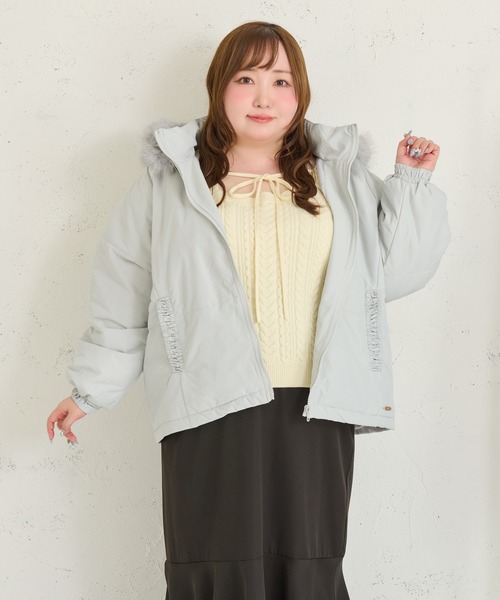 Louiosy(ルオシー)の「【大きいサイズ】チャーム付き取り外しフードファー中綿ジャケット(ダウンジャケット/コート・レディース・アイボリー/ライトブルー・LL/3L/4L)」の19枚目の写真