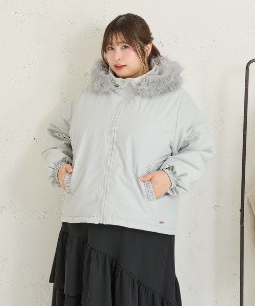 Louiosy(ルオシー)の「【大きいサイズ】チャーム付き取り外しフードファー中綿ジャケット(ダウンジャケット/コート・レディース・アイボリー/ライトブルー・LL/3L/4L)」の12枚目の写真