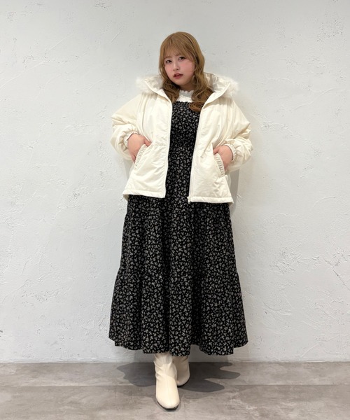 Louiosy(ルオシー)の「【大きいサイズ】チャーム付き取り外しフードファー中綿ジャケット(ダウンジャケット/コート・レディース・アイボリー/ライトブルー・LL/3L/4L)」の10枚目の写真
