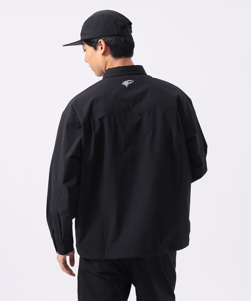 BEAMS GOLF（ビームスゴルフ）の「ORANGE LABEL / 4WAYストレッチ テック プルオーバーシャツ（撥水）（ポロシャツ・メンズ・ブラック/グレー・MEDIUM/LARGE/X-LARGE/SMALL）」の6枚目の写真