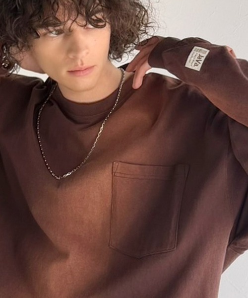 Java(ジャバ)の「《JaVaジャバコラボ》垢抜け!大人のストリートstyleを作る。綿100%スプレーダイオーバーサイズTシャツ(長袖)(Tシャツ/カットソー・メンズ・ライトブルー/ブラック/パープル/ブラウン・LARGE/MEDIUM/X-LARGE)」の2枚目の写真
