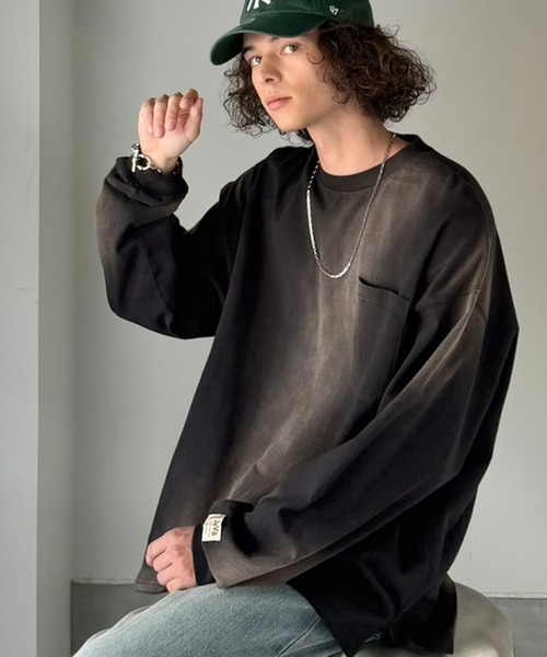 Java(ジャバ)の「《JaVaジャバコラボ》垢抜け!大人のストリートstyleを作る。綿100%スプレーダイオーバーサイズTシャツ(長袖)(Tシャツ/カットソー・メンズ・ライトブルー/ブラック/パープル/ブラウン・LARGE/MEDIUM/X-LARGE)」の19枚目の写真