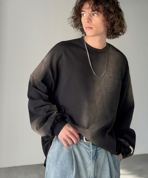 Java(ジャバ)の「《JaVaジャバコラボ》垢抜け!大人のストリートstyleを作る。綿100%スプレーダイオーバーサイズTシャツ(長袖)(Tシャツ/カットソー・メンズ・ライトブルー/ブラック/パープル/ブラウン・LARGE/MEDIUM/X-LARGE)」の12枚目の写真