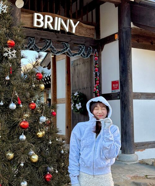 IFYOUWANT（イフユーウォント）の「2 WAY CROP HOOD ZIPUP whitegray（パーカー・レディース・その他・ONE SIZE）」の4枚目の写真