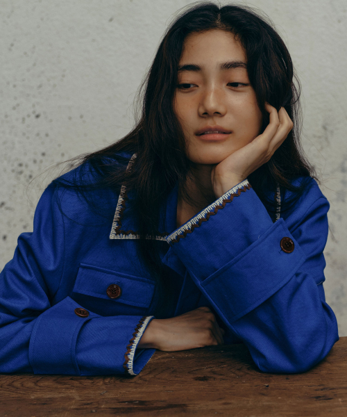 FRITUR(フリーター)の「Embroidery Work Jacket Blue_F243JK02(ナイロンジャケット・レディース・ブルー・S/M/L)」の2枚目の写真