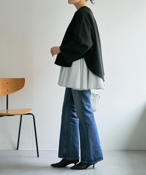 BEARDSLEY（ビアズリー）の「フレアコンビトレーナー（Tシャツ/カットソー・レディース・ブラック/アイボリー・FREE）」の5枚目の写真