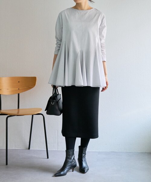 BEARDSLEY（ビアズリー）の「フレアコンビトレーナー（Tシャツ/カットソー・レディース・ブラック/アイボリー・FREE）」の17枚目の写真