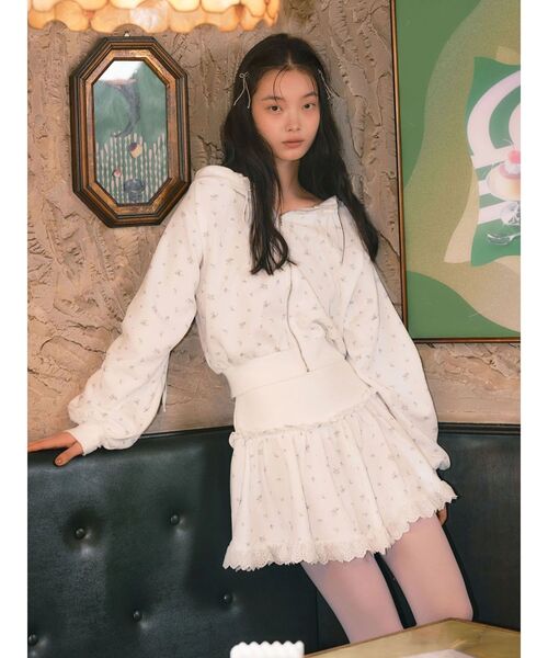 CALNAMUR（カルナムール）の「フロントジップオフショルスウェット（スウェット・レディース・グレー/ネイビー/ホワイト・FREE）」の19枚目の写真