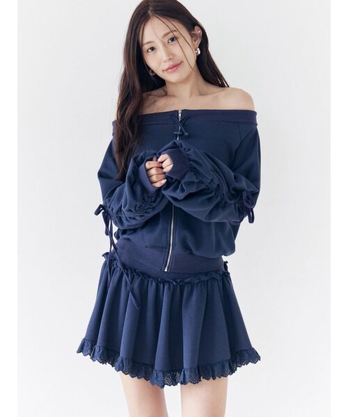 CALNAMUR（カルナムール）の「フロントジップオフショルスウェット（スウェット・レディース・グレー/ネイビー/ホワイト・FREE）」の5枚目の写真