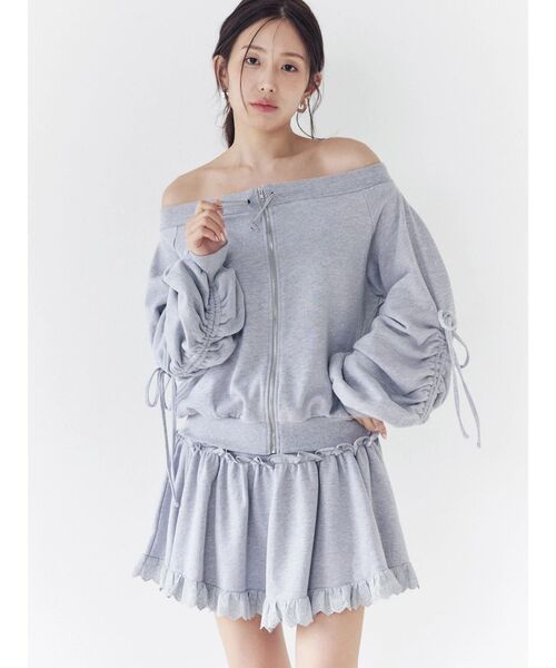 CALNAMUR（カルナムール）の「フロントジップオフショルスウェット（スウェット・レディース・グレー/ネイビー/ホワイト・FREE）」の11枚目の写真