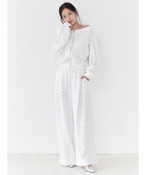 CALNAMUR（カルナムール）の「フロントジップオフショルスウェット（スウェット・レディース・グレー/ネイビー/ホワイト・FREE）」の13枚目の写真