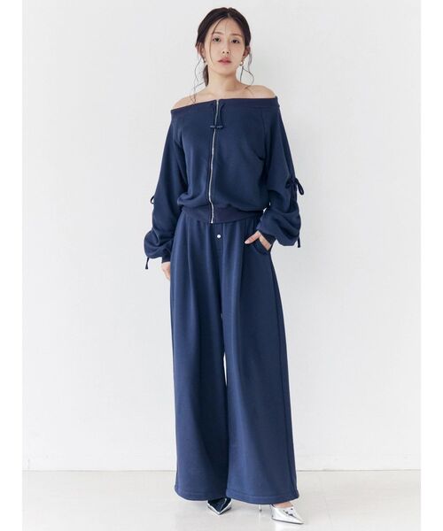 CALNAMUR（カルナムール）の「フロントジップオフショルスウェット（スウェット・レディース・グレー/ネイビー/ホワイト・FREE）」の10枚目の写真