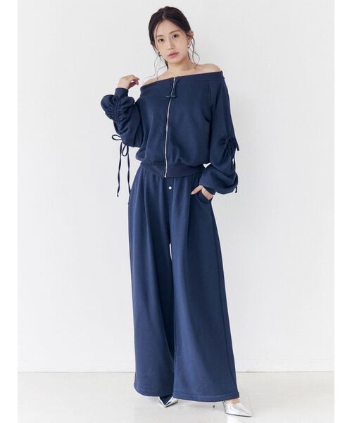 CALNAMUR（カルナムール）の「フロントジップオフショルスウェット（スウェット・レディース・グレー/ネイビー/ホワイト・FREE）」の9枚目の写真