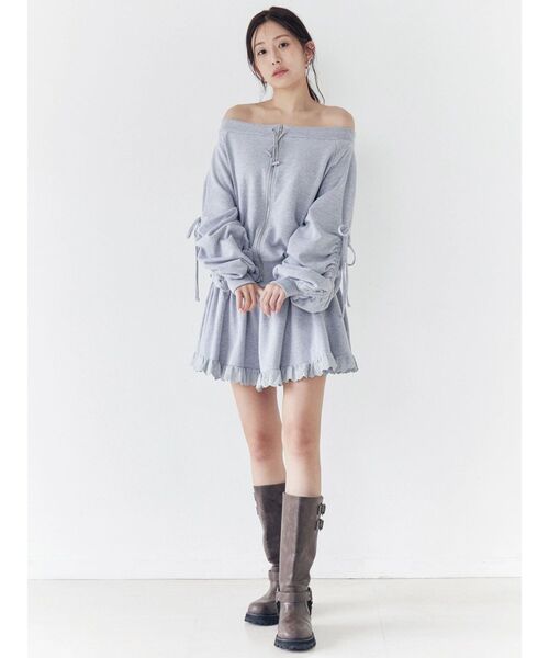 CALNAMUR（カルナムール）の「フロントジップオフショルスウェット（スウェット・レディース・グレー/ネイビー/ホワイト・FREE）」の6枚目の写真