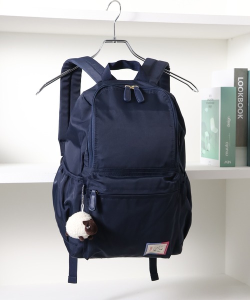 AVOCA(アヴォカ)の「【AVOCA/アヴォカ】Backpack/チャーム付き バックパック(バックパック/リュック・レディース・ネイビー/ベージュ・FREE)」の21枚目の写真