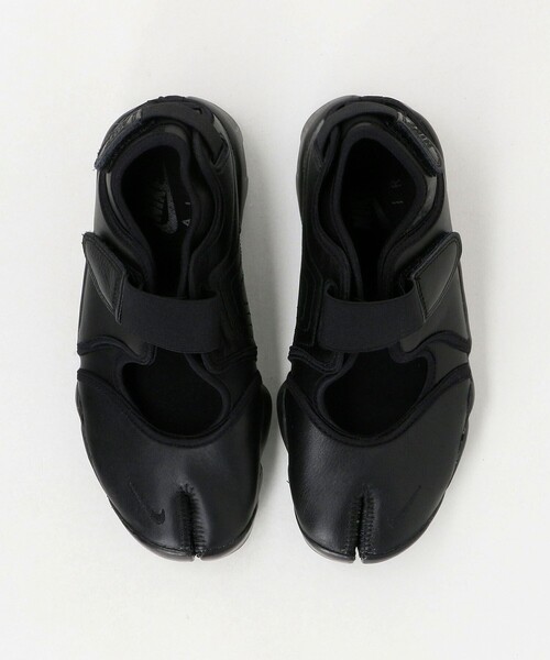 NIKE(ナイキ)の「<NIKE> W AIRRIFT(スニーカー・レディース・ブラック・22cm/23cm/24cm/25cm)」の3枚目の写真