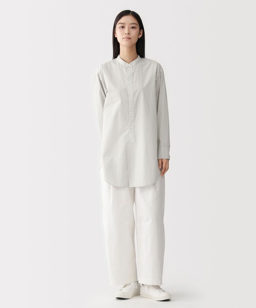 MUJI Labo(ムジラボ)の「〔MUJI Labo〕婦人 ポプリンリラックスフィットチュニック(チュニック・レディース・ライトグレー系/ブルー系/オフホワイト・L/M/XL/S)」の2枚目の写真