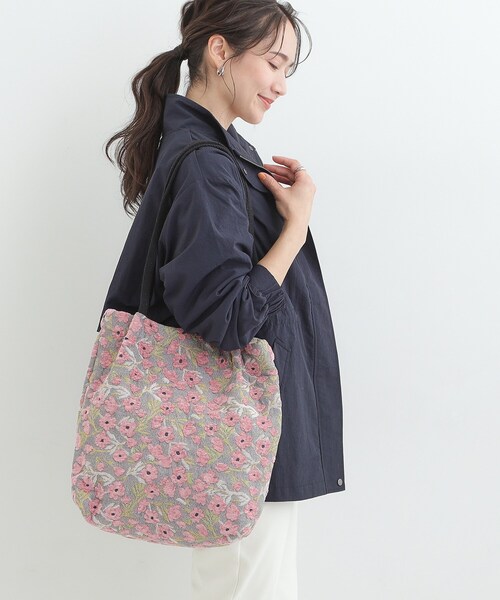 SHOO・LA・RUE（シューラルー）の「【インド製/選べる4柄】ジャカードトートバッグ（トートバッグ・レディース・ピンク系8/ベージュ系3/イエロー系3/ブラック系3・00）」の9枚目の写真