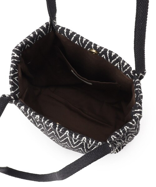 SHOO・LA・RUE（シューラルー）の「【インド製/選べる4柄】ジャカードトートバッグ（トートバッグ・レディース・ピンク系8/ベージュ系3/イエロー系3/ブラック系3・00）」の21枚目の写真