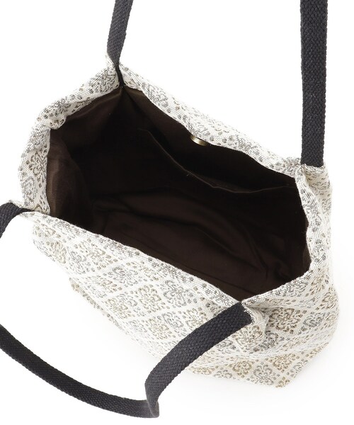 SHOO・LA・RUE（シューラルー）の「【インド製/選べる4柄】ジャカードトートバッグ（トートバッグ・レディース・ピンク系8/ベージュ系3/イエロー系3/ブラック系3・00）」の22枚目の写真