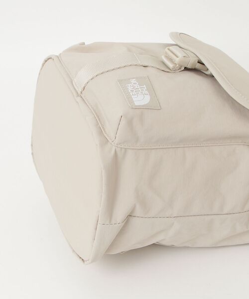 THE NORTH FACE(ザノースフェイス)の「国内未発売 THE NORTH FACE(ザ・ノースフェイス)/BREEZE BUCKET BAG(ショルダーバッグ・レディース・ホワイト系/グレー系/ピンク系/ブラック系・FREE)」の6枚目の写真