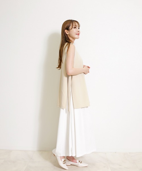 Belta attrice（ベルタアトリーチェ）の「ノーカラーサイドベルト 2ボタン ジレベスト/レイヤード 秋冬（ベスト・レディース・ライトベージュ/ライトブラウン/キナリ・FREE）」の13枚目の写真