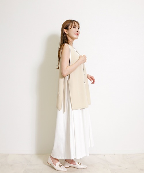 Belta attrice（ベルタアトリーチェ）の「ノーカラーサイドベルト 2ボタン ジレベスト/レイヤード 秋冬（ベスト・レディース・ライトベージュ/ライトブラウン/キナリ・FREE）」の14枚目の写真