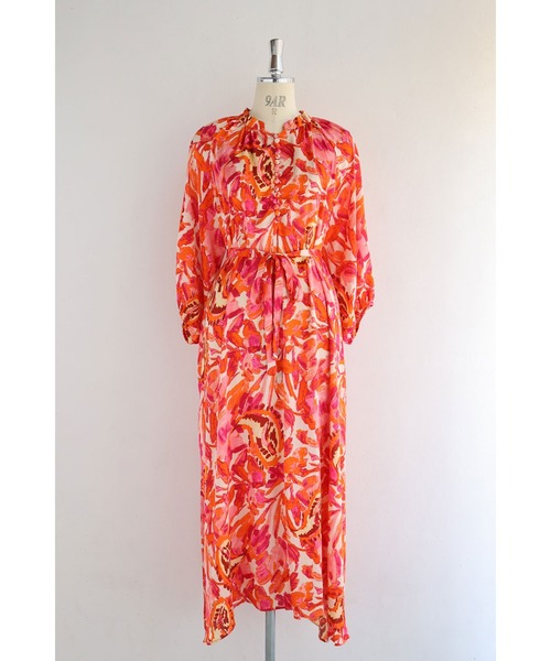 cawaii（カワイイ）の「エネルギッシュな色を纏うフラワーパターンロングワンピース（紐リボン付き）（ワンピース・レディース・オレンジ・FREE）」の17枚目の写真