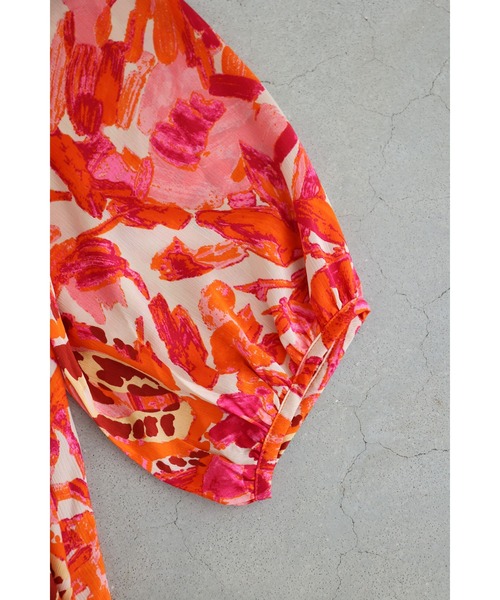 cawaii（カワイイ）の「エネルギッシュな色を纏うフラワーパターンロングワンピース（紐リボン付き）（ワンピース・レディース・オレンジ・FREE）」の19枚目の写真