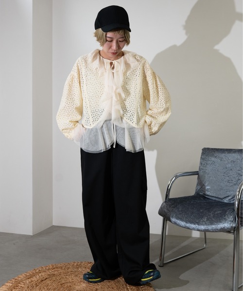 MIDVEIN(ミッドヴェイン)の「cutting lace x tulle blouse(シャツ/ブラウス・レディース・ブラック/ライトイエロー/ホワイト・FREE)」の4枚目の写真