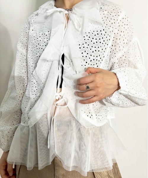 MIDVEIN(ミッドヴェイン)の「cutting lace x tulle blouse(シャツ/ブラウス・レディース・ブラック/ライトイエロー/ホワイト・FREE)」の15枚目の写真