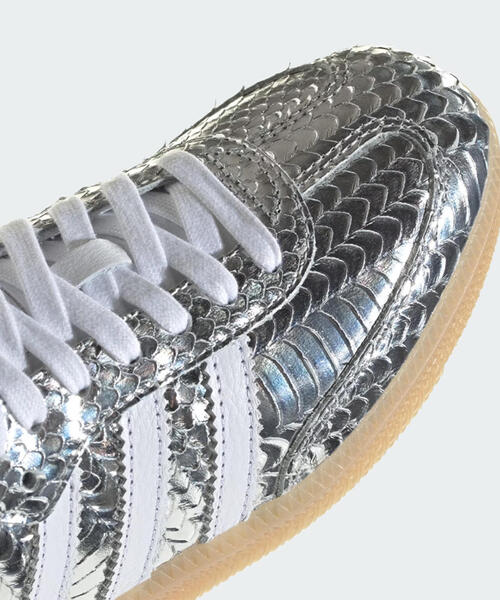 adidas（アディダス）の「adidas/アディダス/SAMBA OG W（スニーカー・メンズ・シルバー・23.5cm/24.0cm/24.5cm/25.0cm/25.5cm/26.0cm/26.5cm/27.0cm/27.5cm/28.0cm/23.0cm）」の13枚目の写真