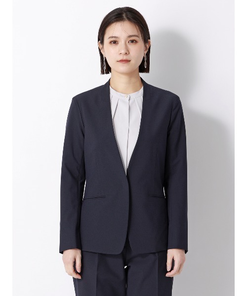SUIT SQUARE（スーツスクエア）の「ジャケット Vカラー ウォッシャブル ストレッチ UVカット TRトロピカル 無地（テーラードジャケット・レディース・カーキ/ネイビー・40(11号)/38(9号)/36(7号)）」の6枚目の写真