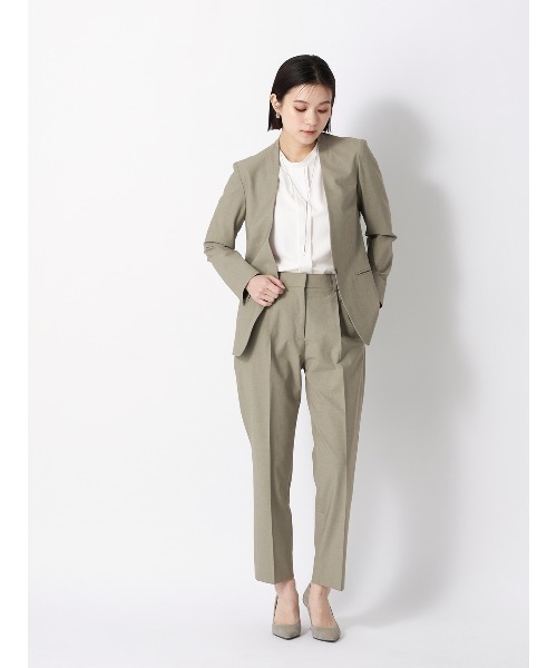 SUIT SQUARE（スーツスクエア）の「ジャケット Vカラー ウォッシャブル ストレッチ UVカット TRトロピカル 無地（テーラードジャケット・レディース・カーキ/ネイビー・40(11号)/38(9号)/36(7号)）」の13枚目の写真