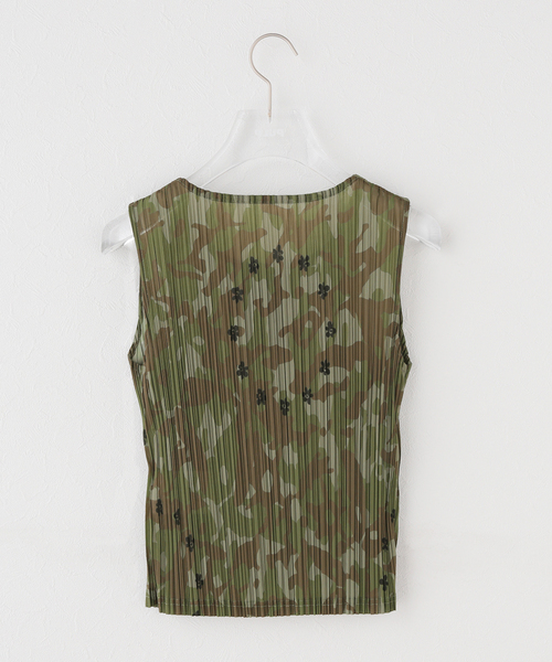 P.A.M.(パム)の「P.A.M. / パークスアンドミニ KALLIMA PLEATED TANK TOP(タンクトップ・レディース・カーキ・SMALL)」の9枚目の写真