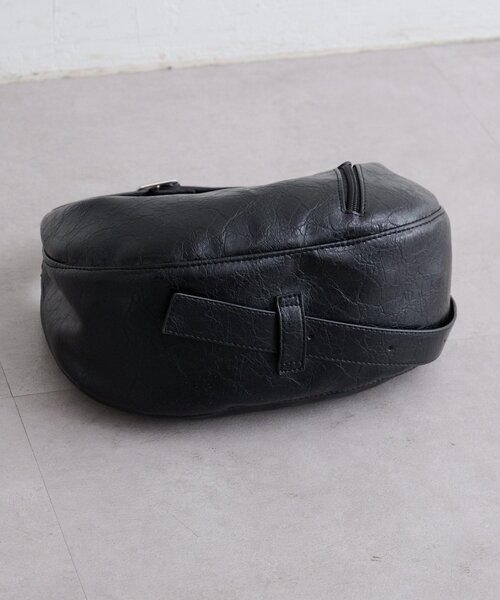 Kastane(カスタネ)の「【一部店舗限定】B フェイクレザームーンBAG(ハンドバッグ・レディース・アイボリー/ブラック/イエロー・FREE)」の12枚目の写真