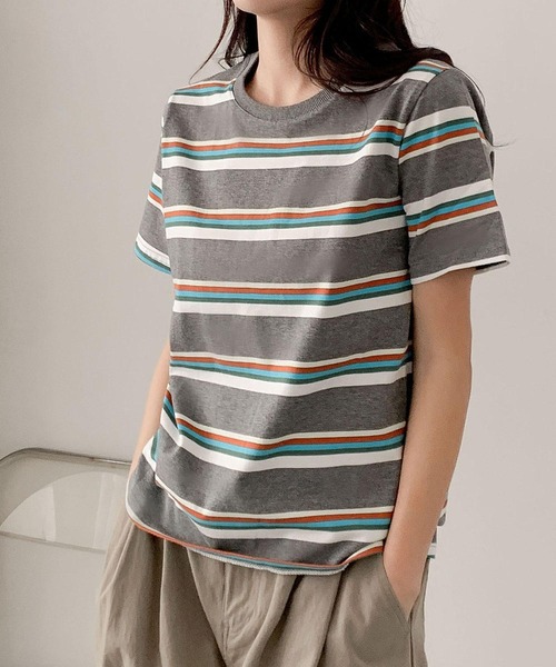 LOWO(ロワ)の「マルチボーダークルーネック半袖Tシャツ(Tシャツ/カットソー・レディース・ブラウン/オフホワイト/グレー/ブラック/ダークブラウン/グリーン・FREE)」の3枚目の写真